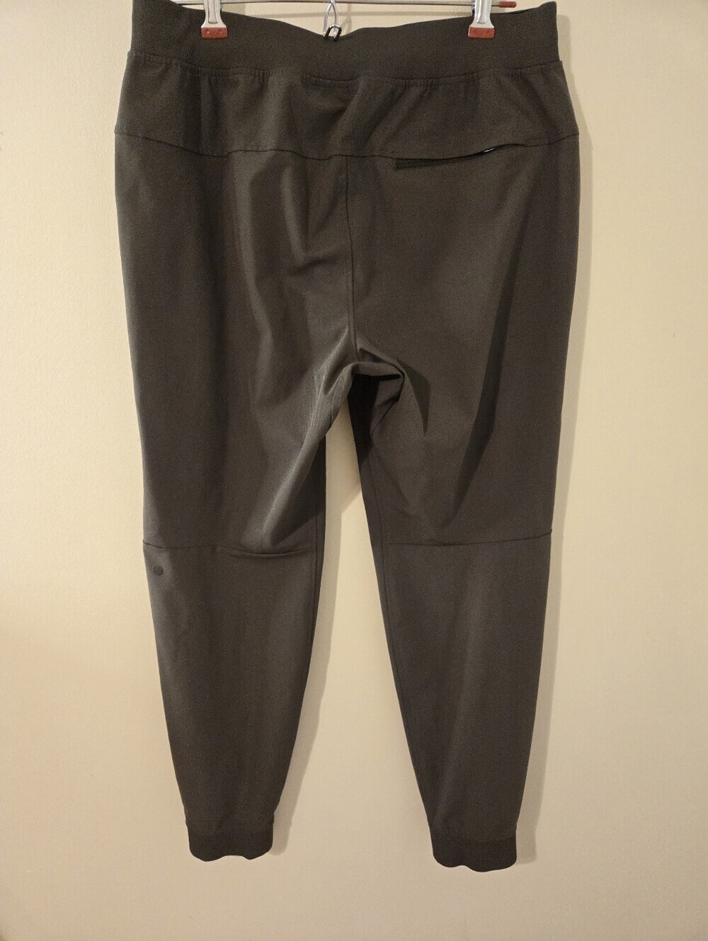 Lululemon ABC Jogger 30" Dark Olive Men's Large Warpstreme M5A85S - Picture 5 of 6